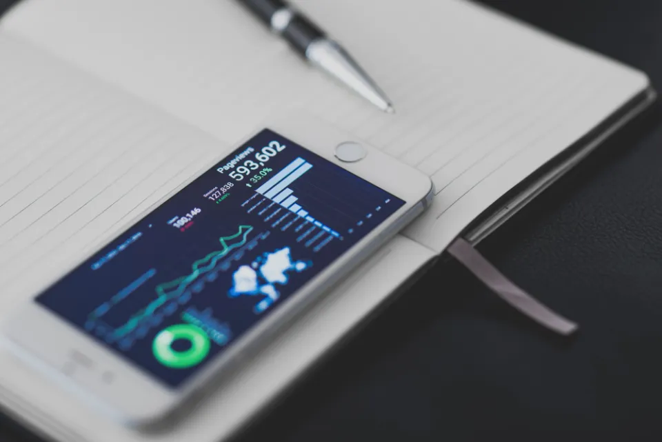 WhatsApp Business API Message Templates: 6 Proven Examples